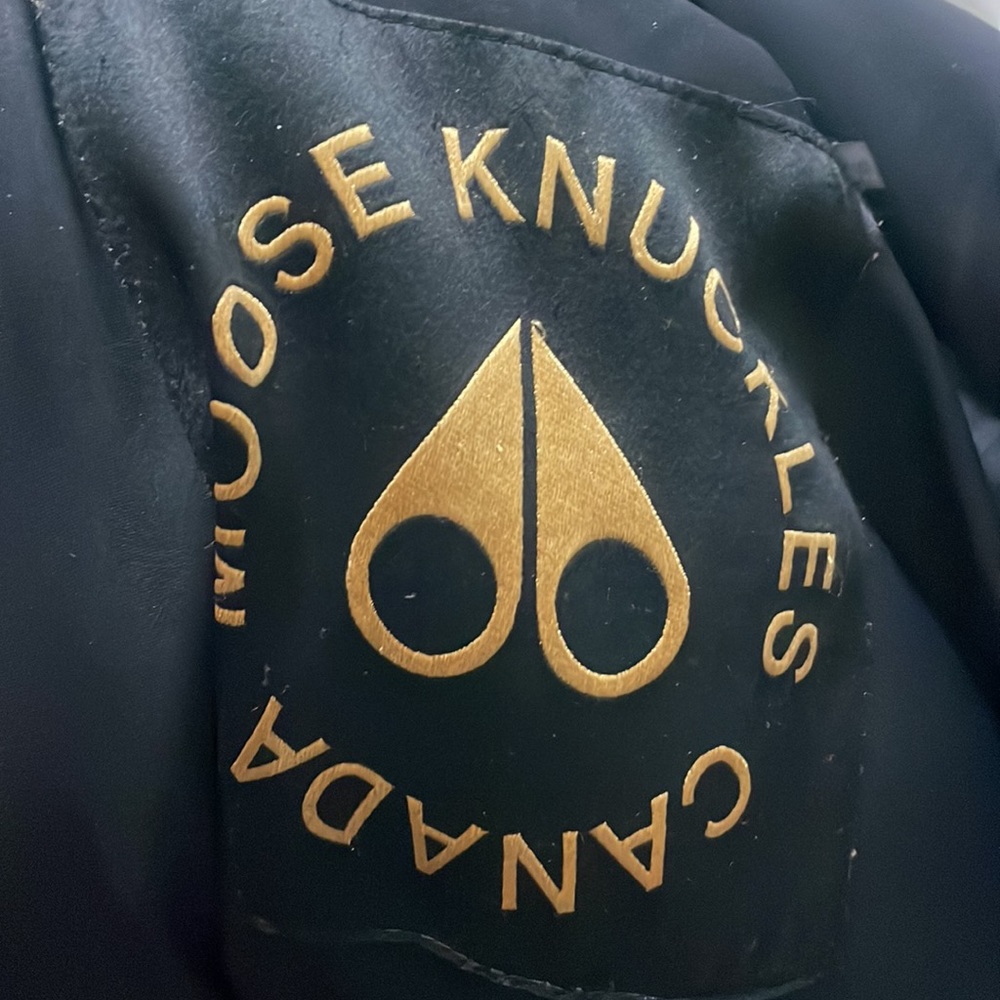 Moose knuckles GOLD WATERSHED PARKA SHEARLING in color black - Picture 5 of 5
